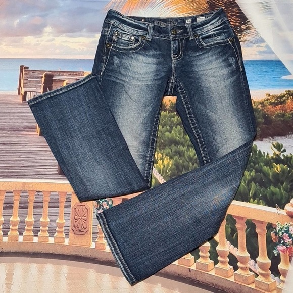 Miss Me Easy Boot Jeans Size 26 - Picture 2 of 6